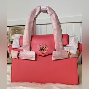 ✨NWT✨ MICHAEL KORS✨ Carmen Medium Faux Leather Belted Satchel